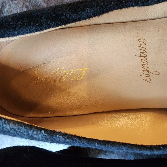 Trotters Penelope Black Suede Pumps Size 8.5W - Picture 11 of 16